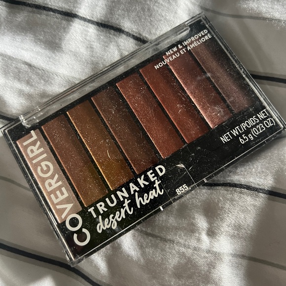 COVERGIRL Trunaked Desert Heat Palette - Picture 1 of 1